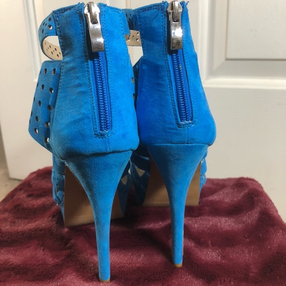 JustFab Traylene Bright Tropical Blue Cut Out Strap Stiletto Sandal - Picture 8 of 9